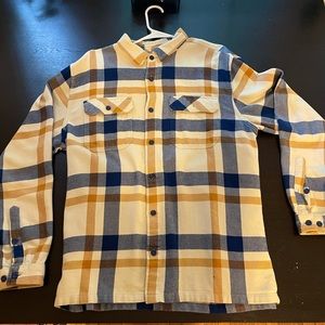 Super soft and comfortable Patagonia flannel size L